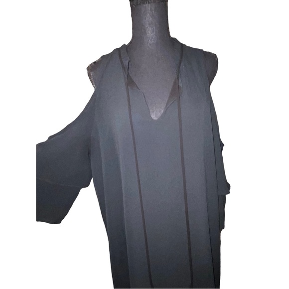 🌟🔥 BOGO Sale🔥🌟 Mossimo Black Cold Shoulder Ruffle Sleeve Shift Dress- Sz XXL - Picture 7 of 10